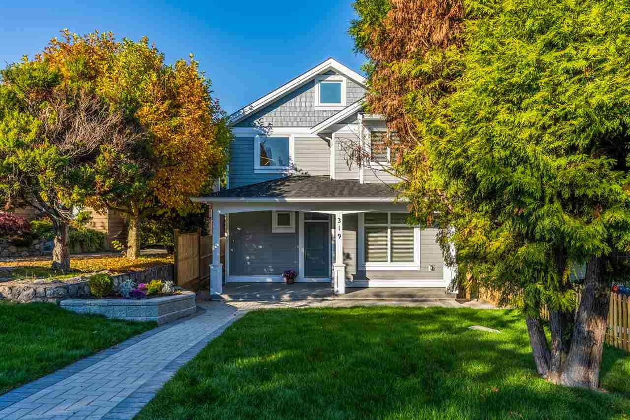 319 Nootka St