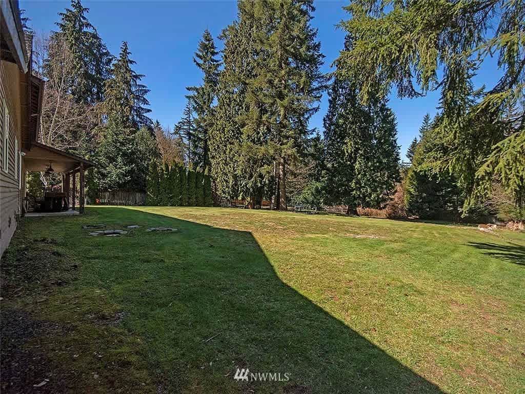 8129 207th St SE