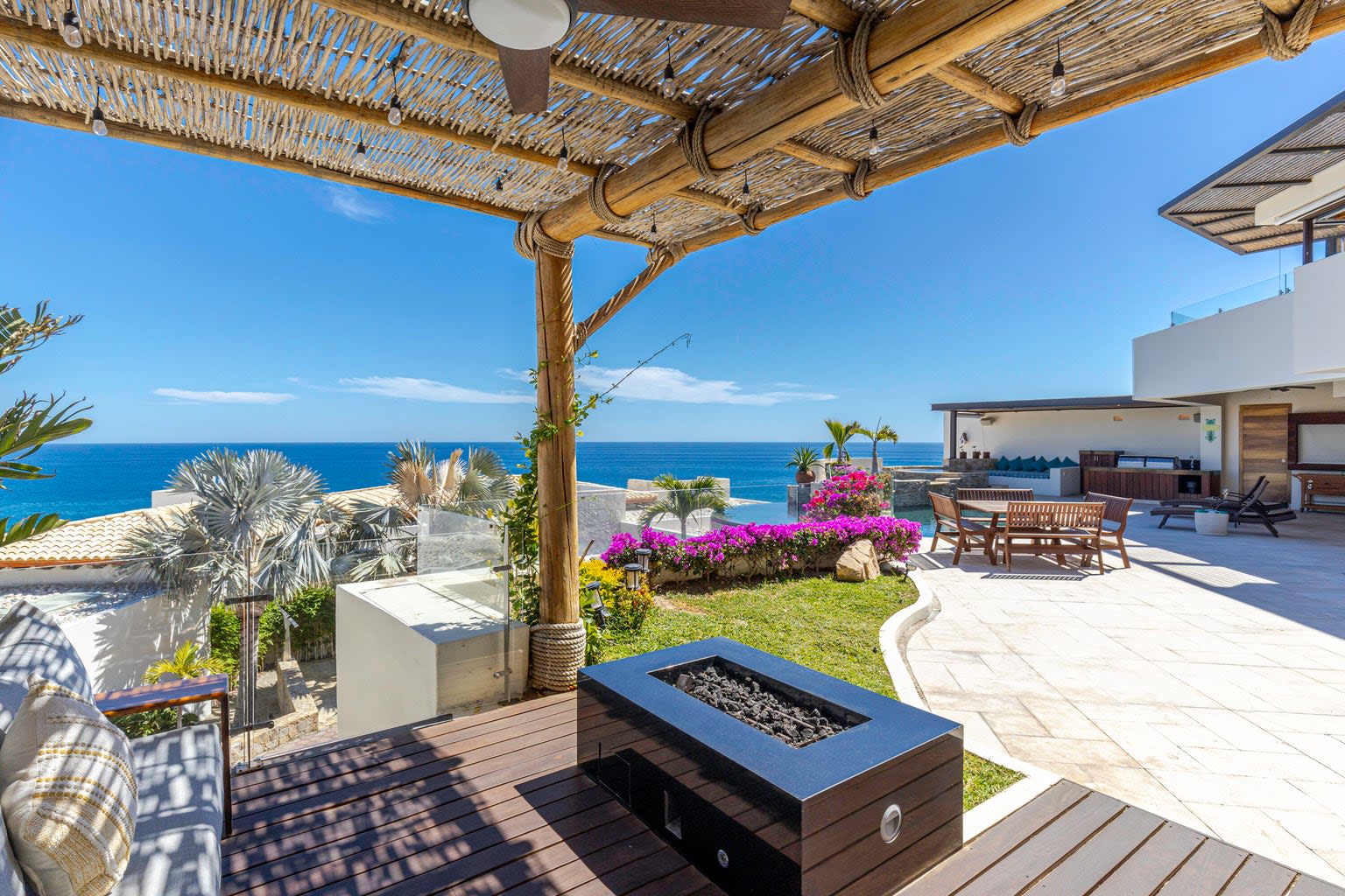 Cabo Colorado