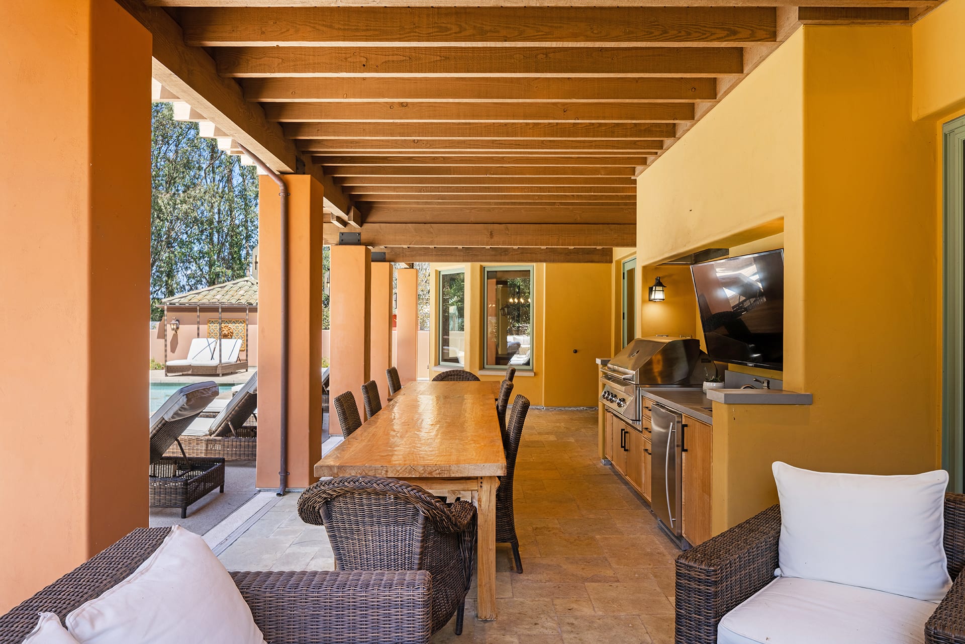 Santa Cruz Masterpiece - 1151 Scholl Lane