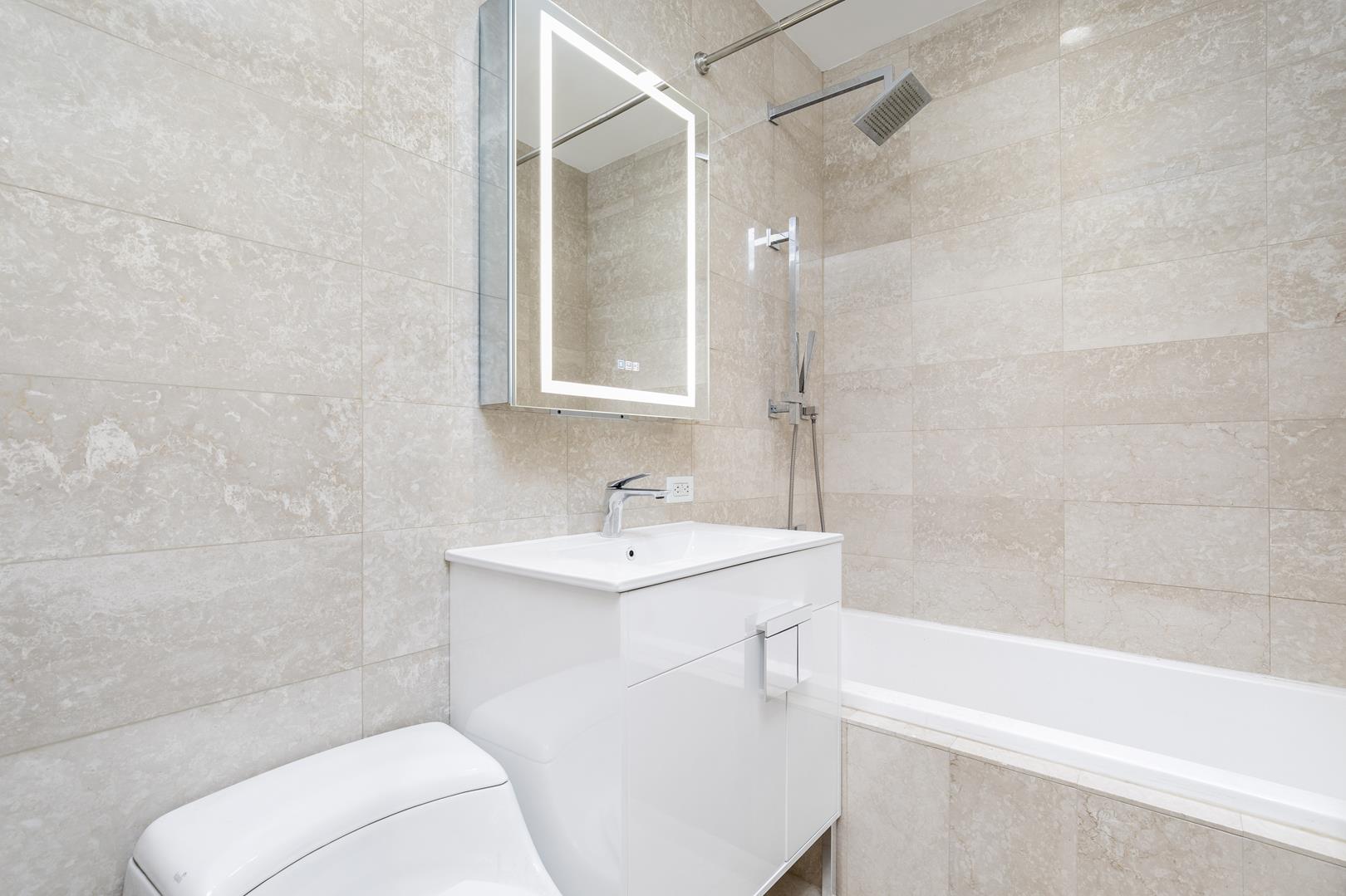 75 Wall Street, Apt 26M