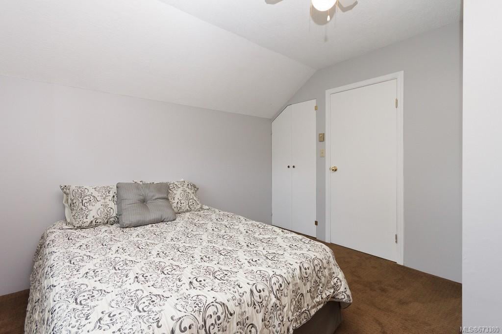 1389 Vista Hts, Victoria