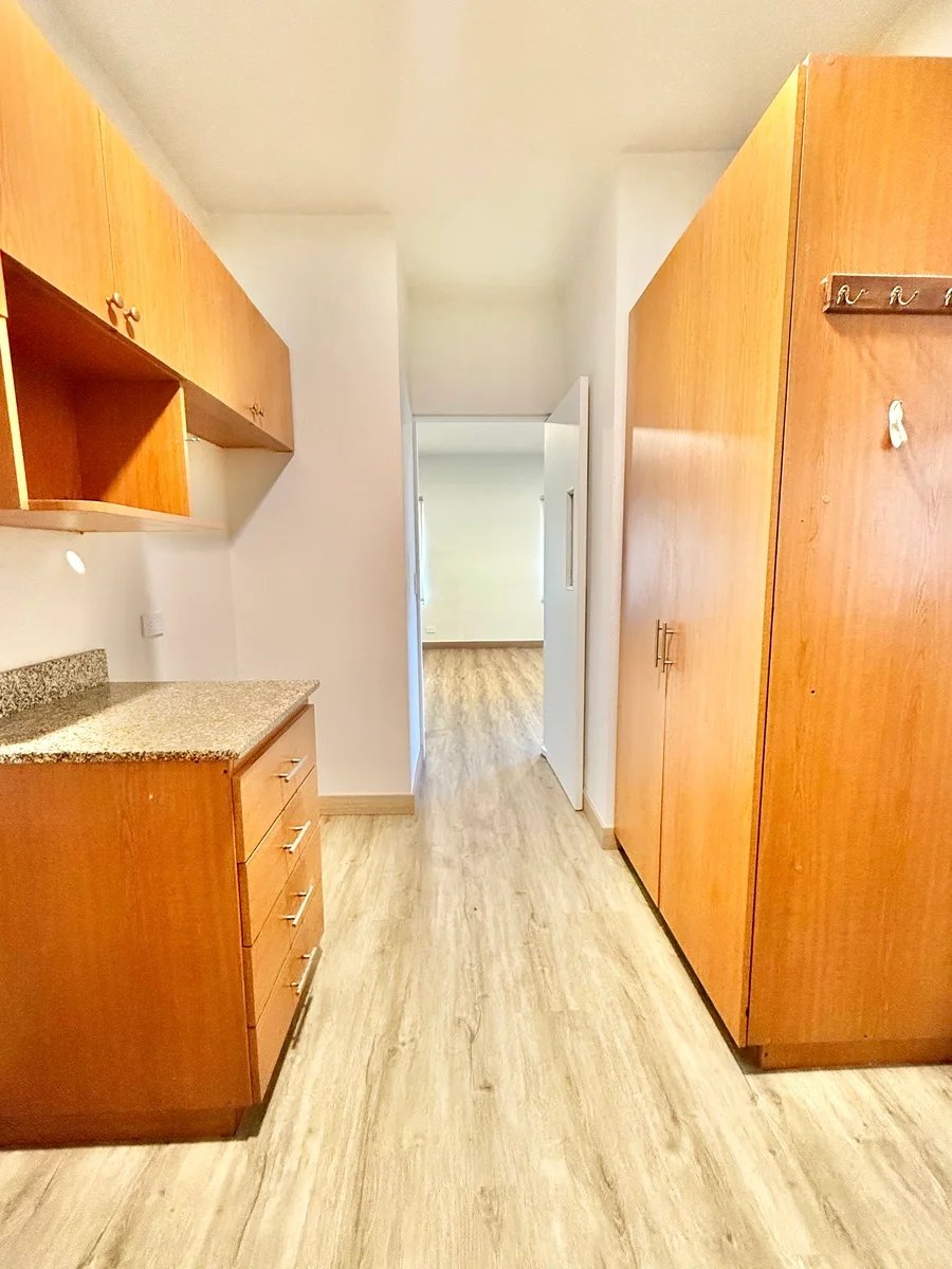 Spacious Urban Condo, San Jose