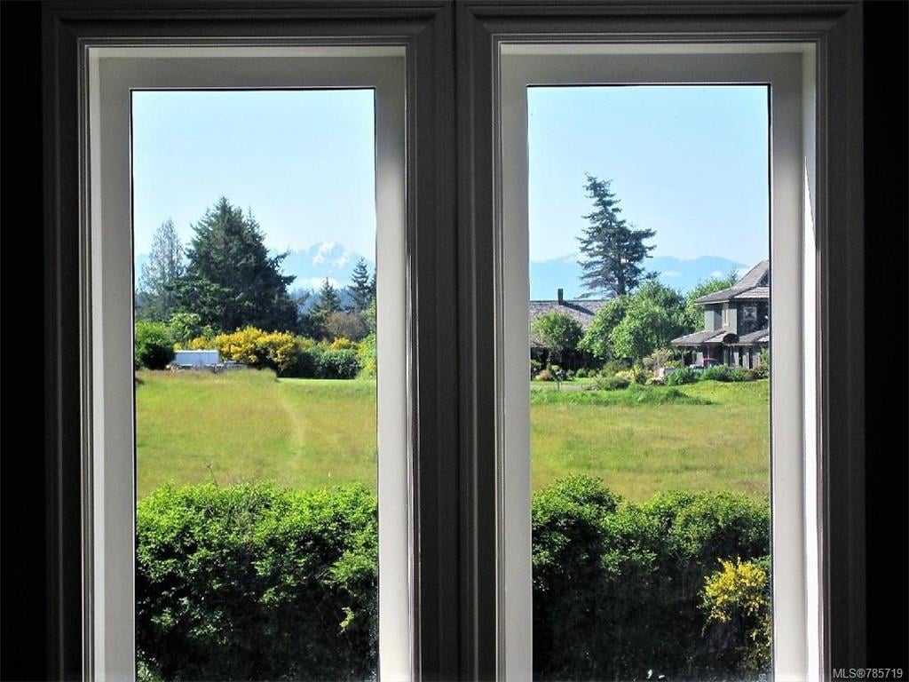 106-2038 Gatewood Rd, Sooke