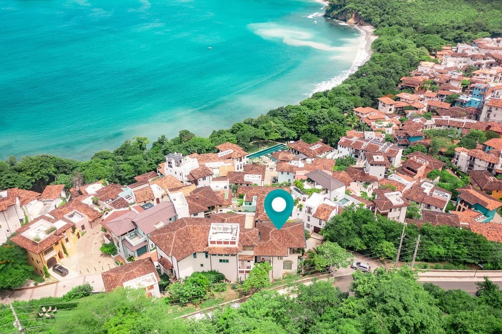Contemporary Hillside Infinity Villa, Flamingo, Guanacaste