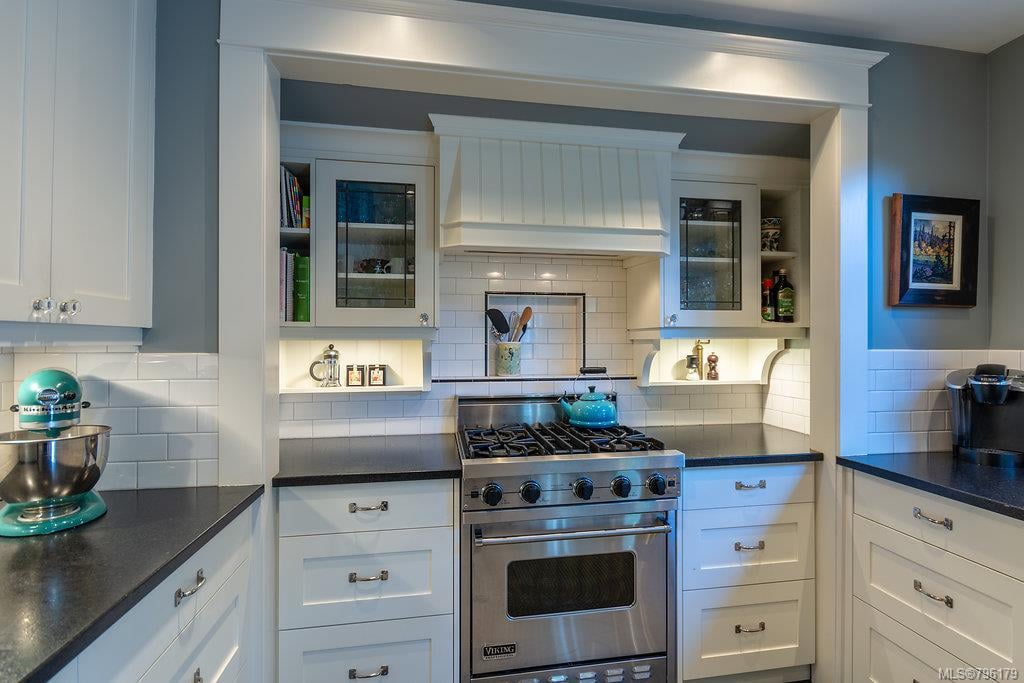 1139 Camrose Cres