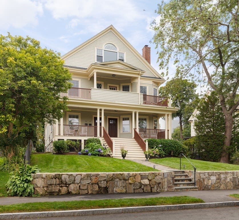 70 Arlington St, #70