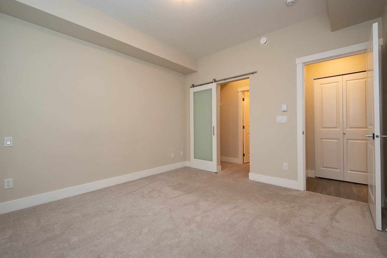 15-20498 82 Ave