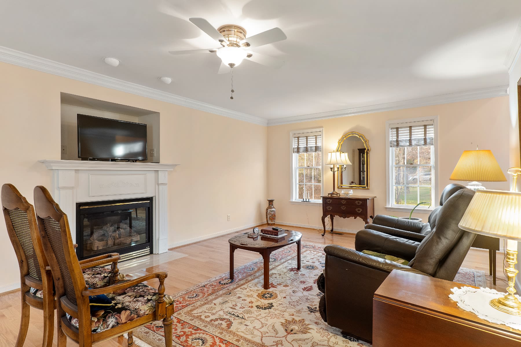 3531 Sherwood Bluff Way