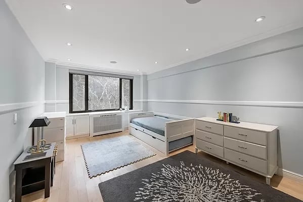 420 East 64th Street Unit: W5FG