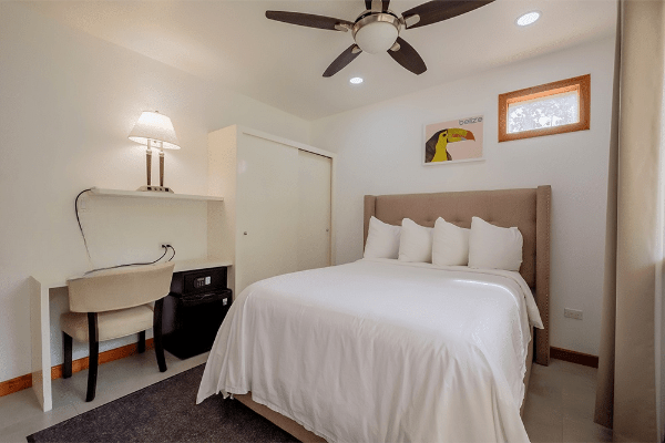 The Sailboat ground floor studio at the Best Western Grand Baymen Gardens