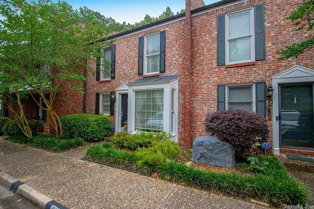 2200 Andover Ct #1004