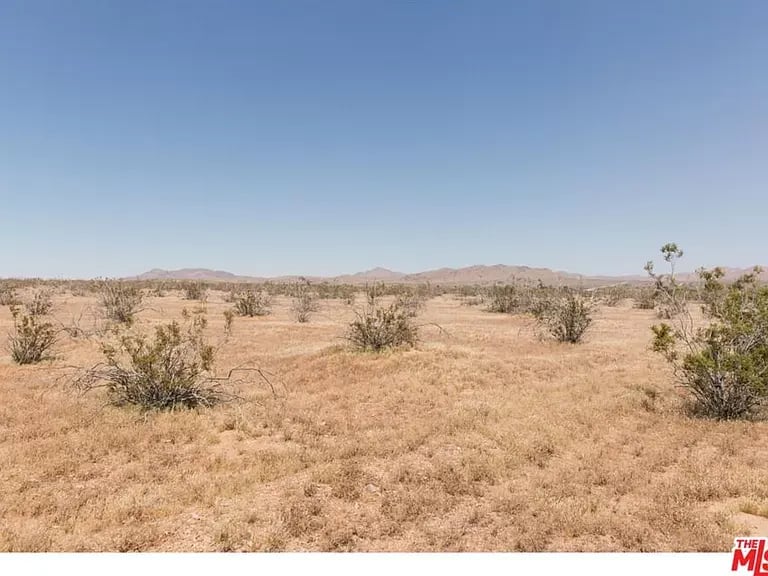 Land for Sale 0 Langley St and Serra Ave, Apple Valley CA