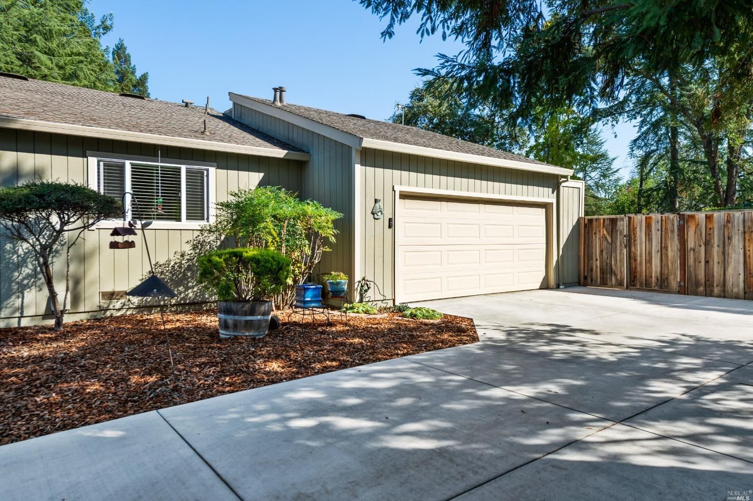 4712 Culebra Way
