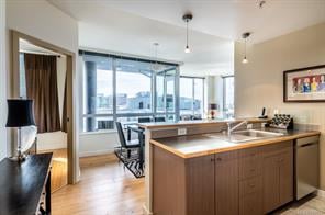 907-732 Cormorant St