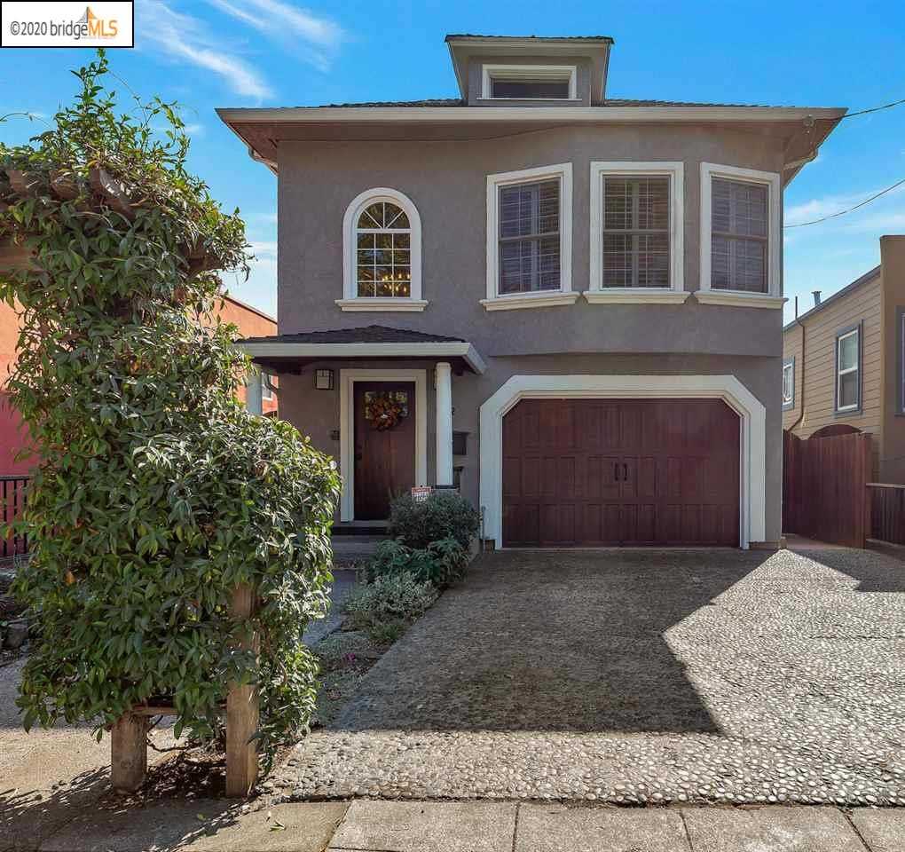 1732 Dwight Way