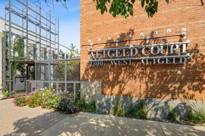 1300 W Altgeld St #124