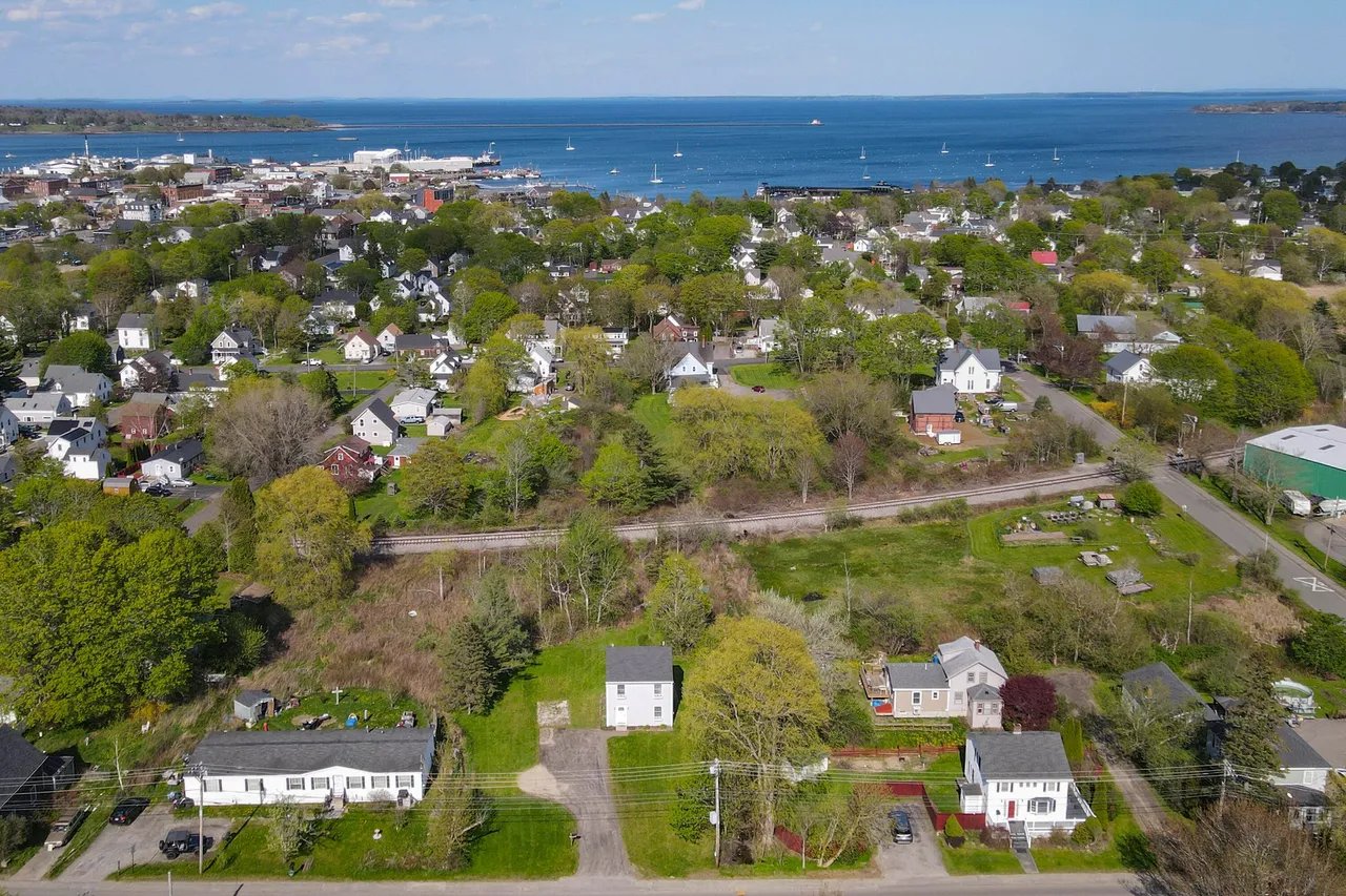 New Listing: 59 Broadway, Rockland, ME 04841 – $425,000