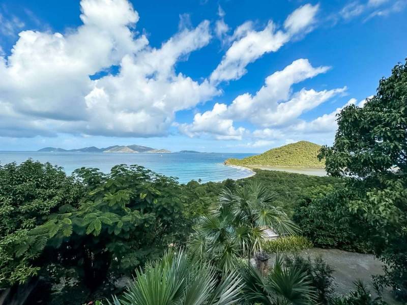 569 Tara Villa