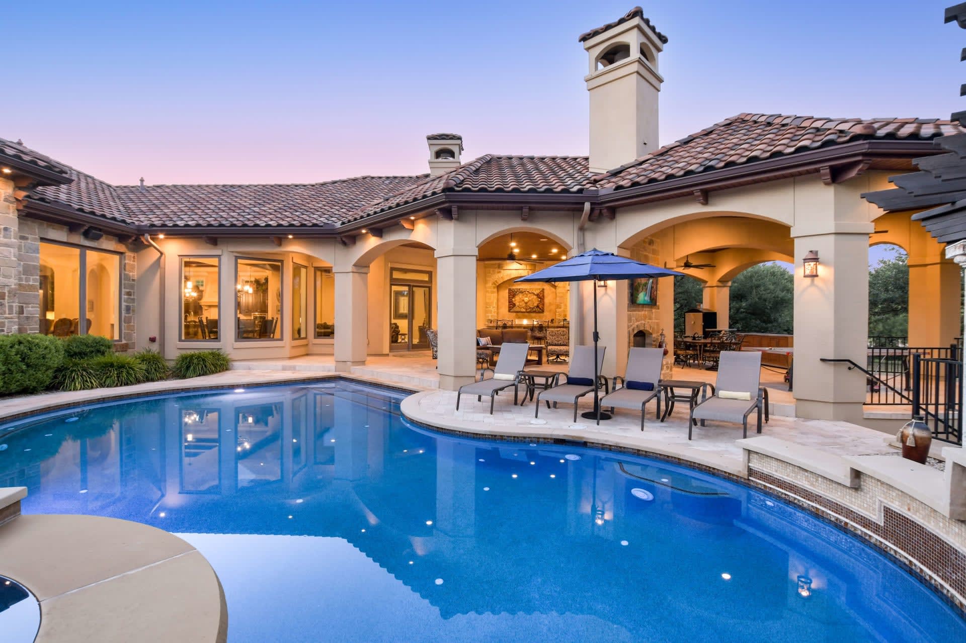 8321 VERDE MESA COVE