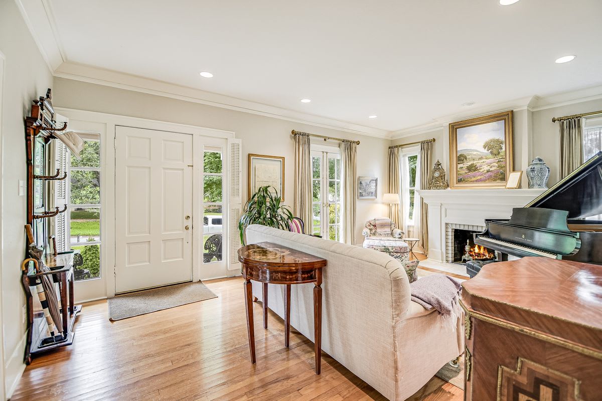 103 Wildrose - Alamo Heights