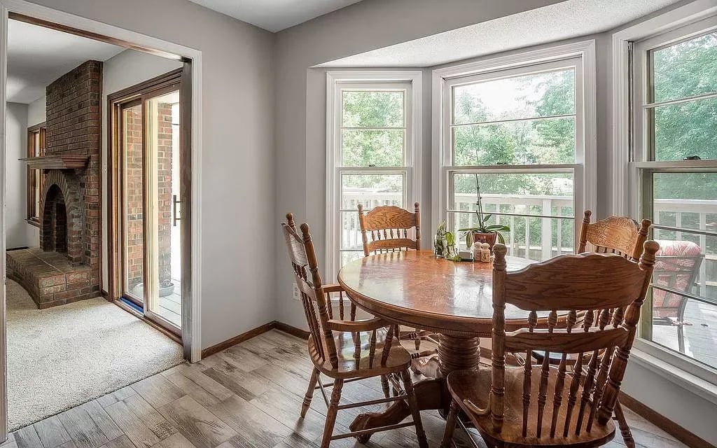 204 SW 25th St Court