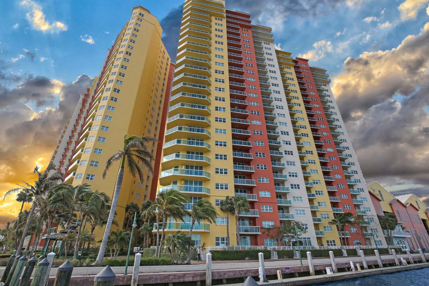 Condos vs. Townhomes