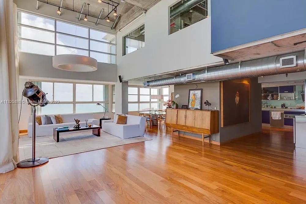 400 South Pointe Drive Apartment 2404