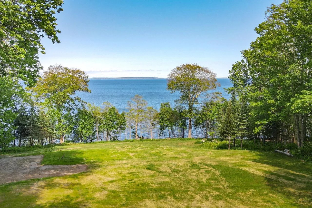 New Waterfront Listing! 1406 Atlantic Highway, Northport, Maine – $1,800,000