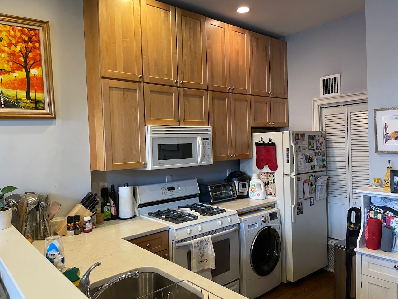 Sweet 1 bed 1 bath on Columbus - Deck and Laundry! AUGUST 1