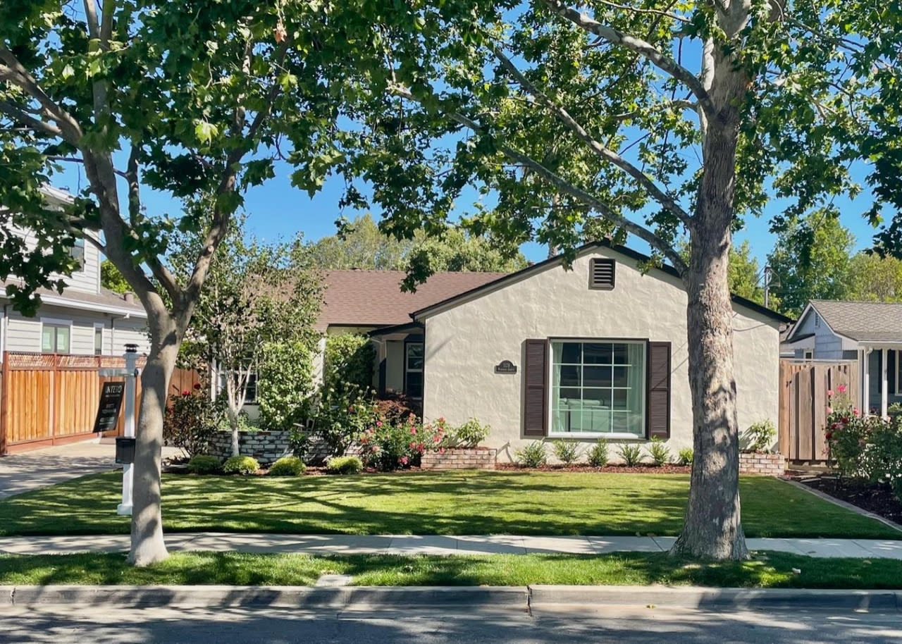 1178 Meredith Ave