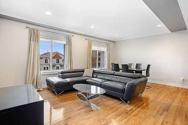 3165 Emmons Avenue Unit: 3F