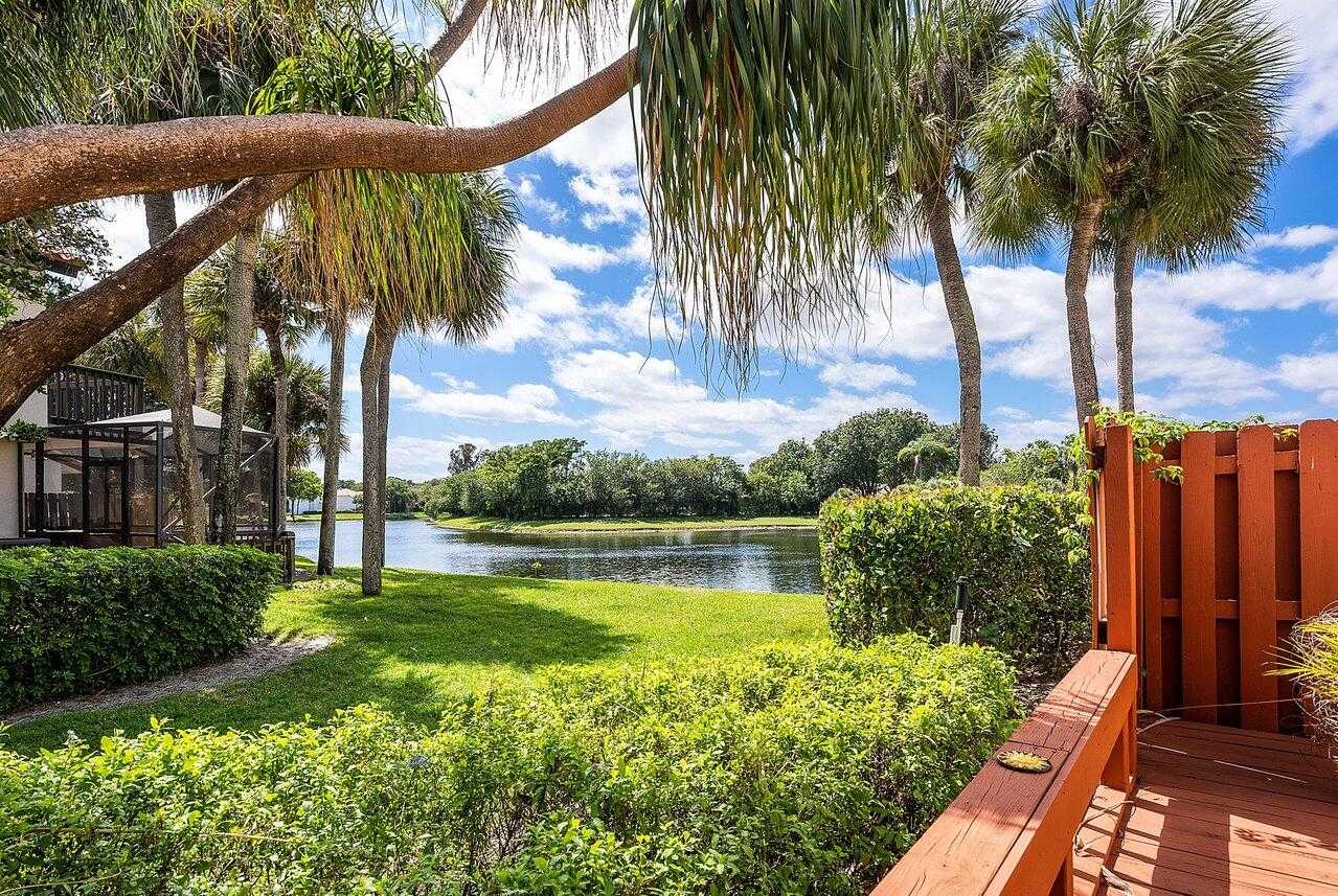 5734 Fox Hollow Drive Unit G