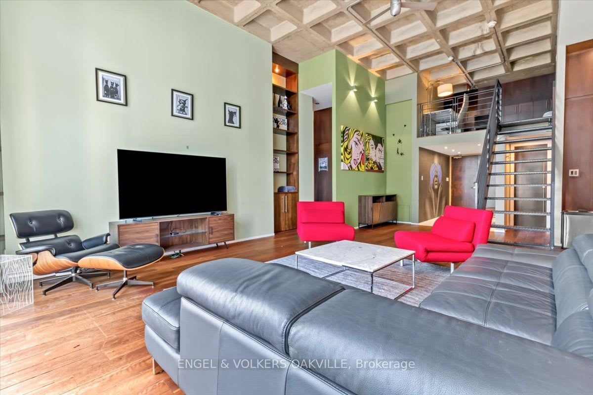 INVESTMENT PENTHOUSE LOFT 