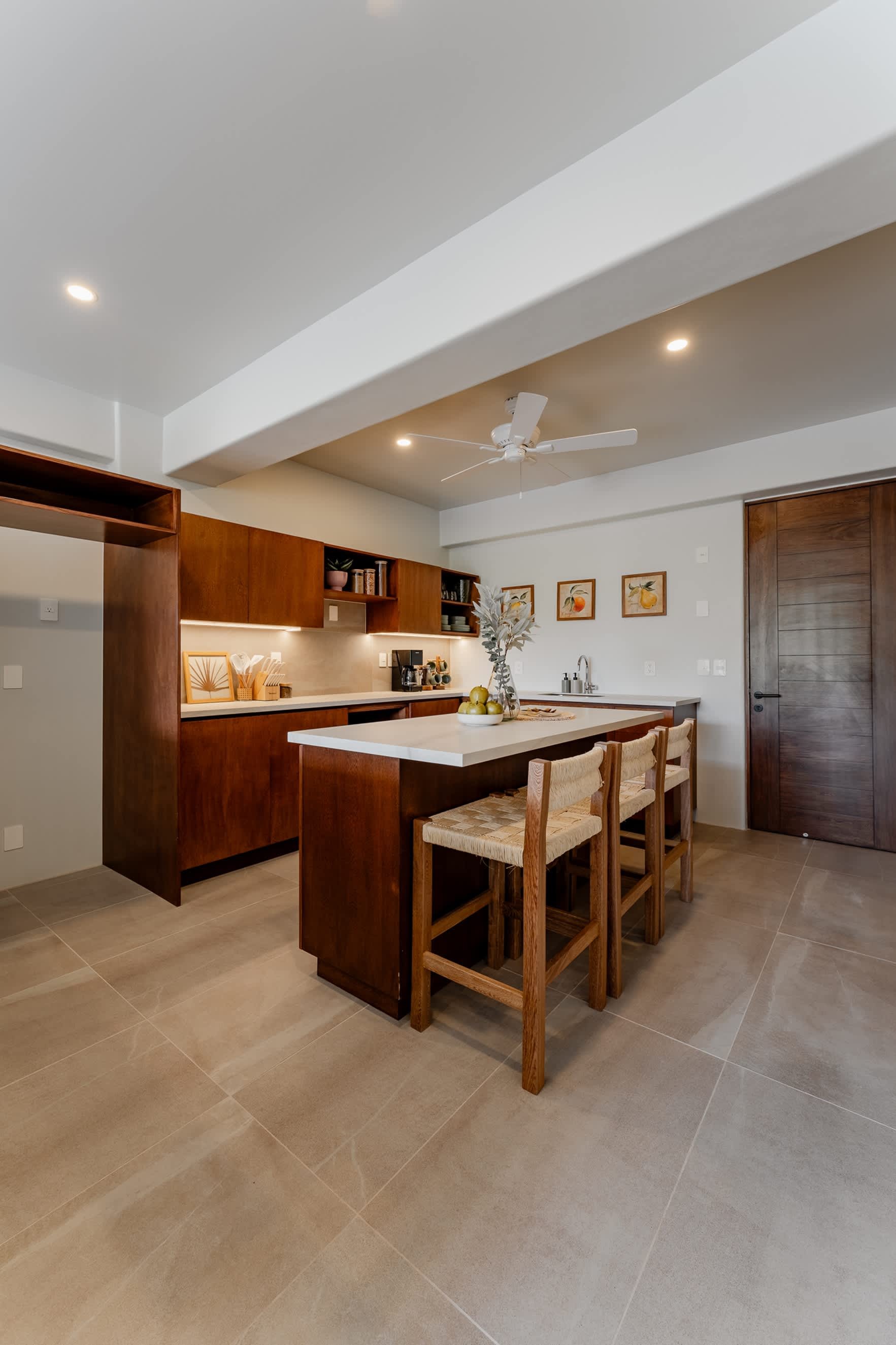 1 bedroom, Condo, Solana