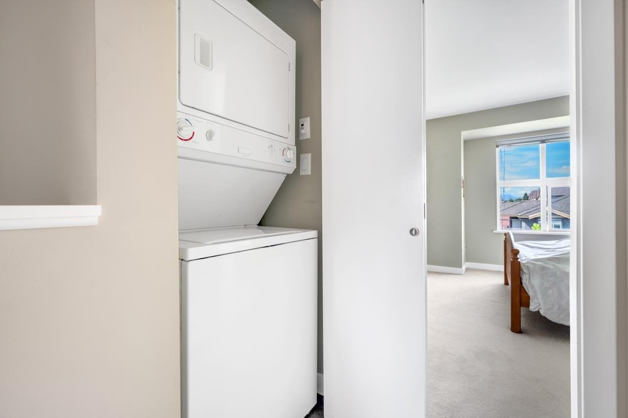 23-5988 Lancing Rd