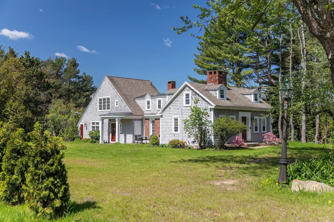 Home For Sale – 100 Johnson Road, Falmouth, Maine 04105