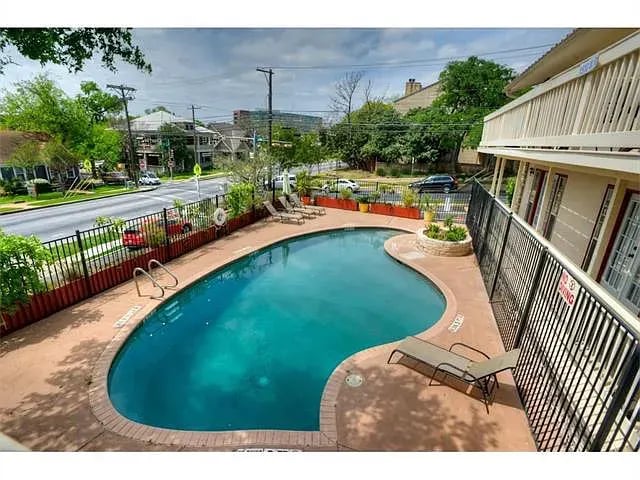 1510 W 6th St #03