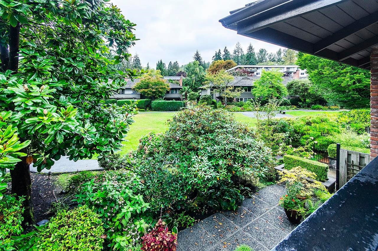 211-235 Keith Road, West Vancouver