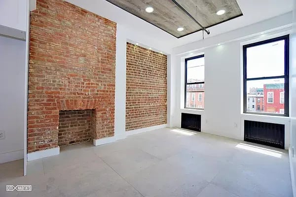 509 Van Buren Street Unit: 4F