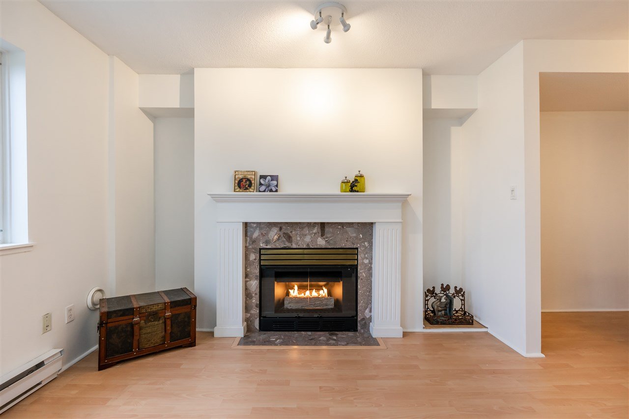 21-1215 Brunette Ave