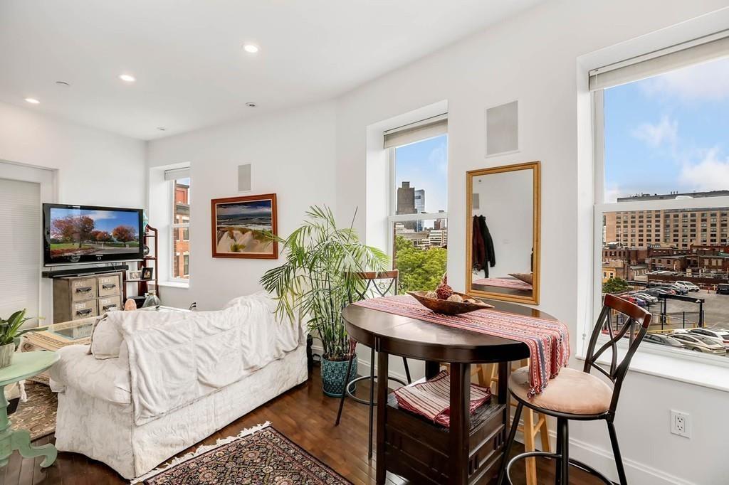 44 Snow Hill St, #5