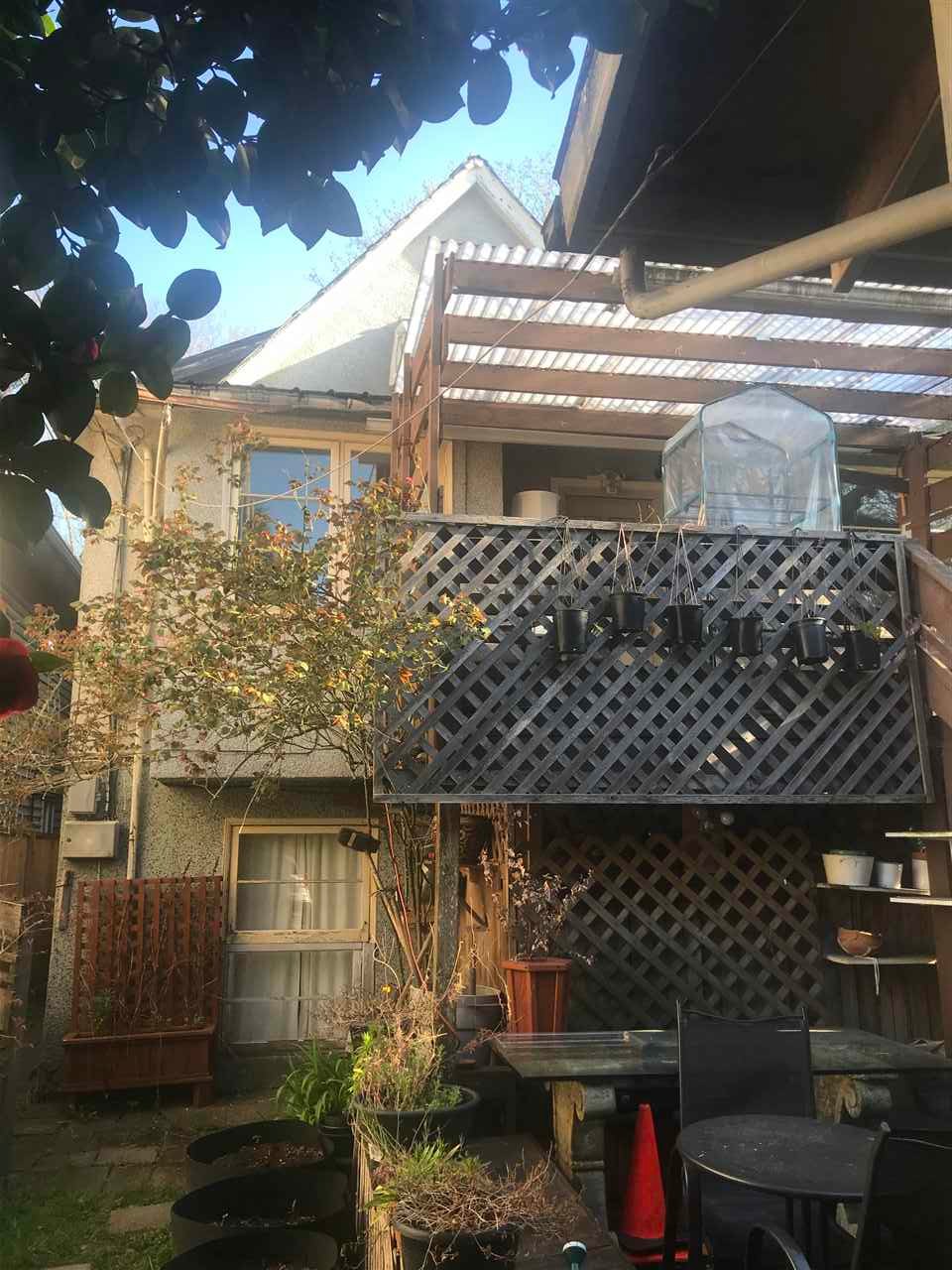 730 W 17th Ave
