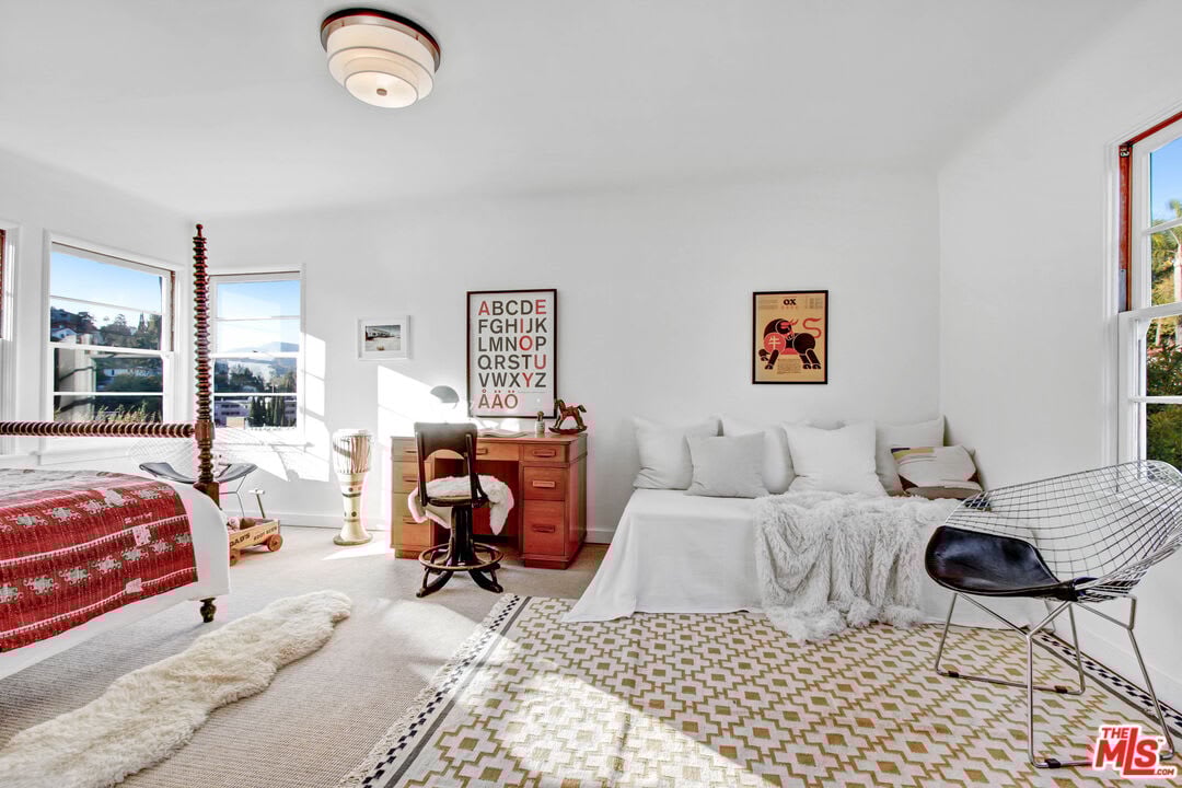  2325 Meadow Valley Terrace