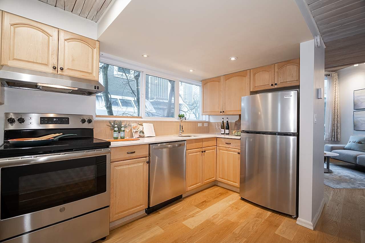 212-1045 W 8th Avenue, Vancouver