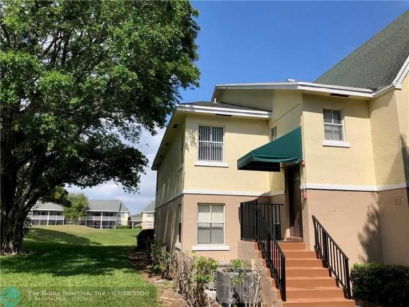 2829 N Course Dr Apt 201