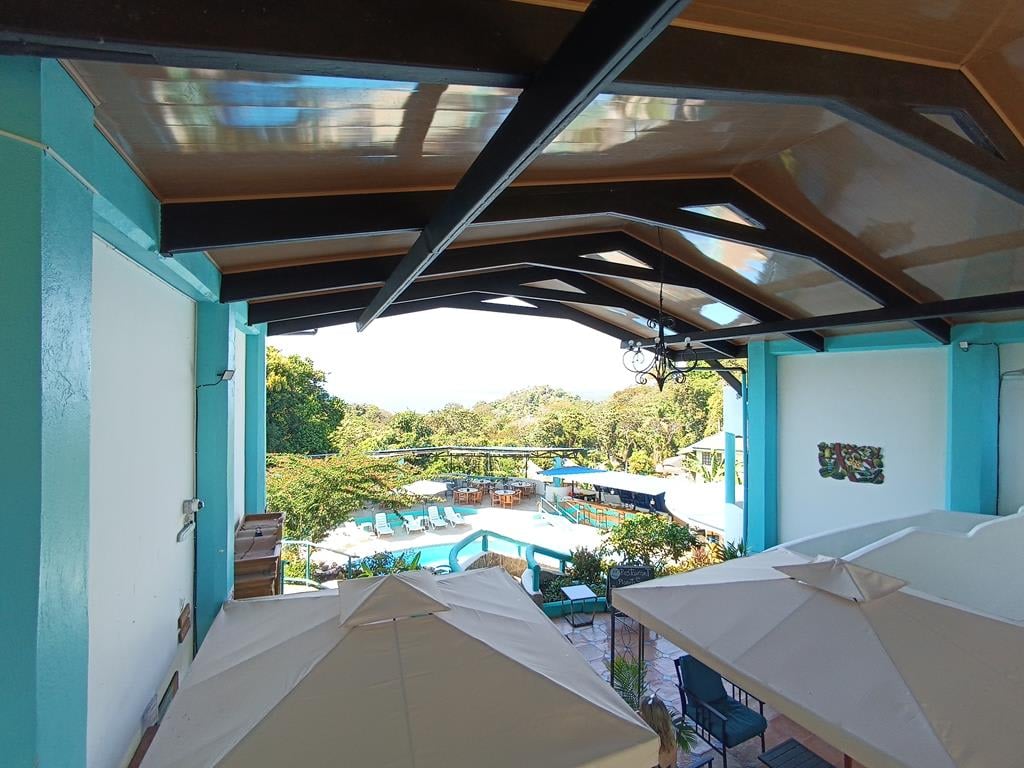 Iconic Ocean View Hotel In Manuel Antonio 