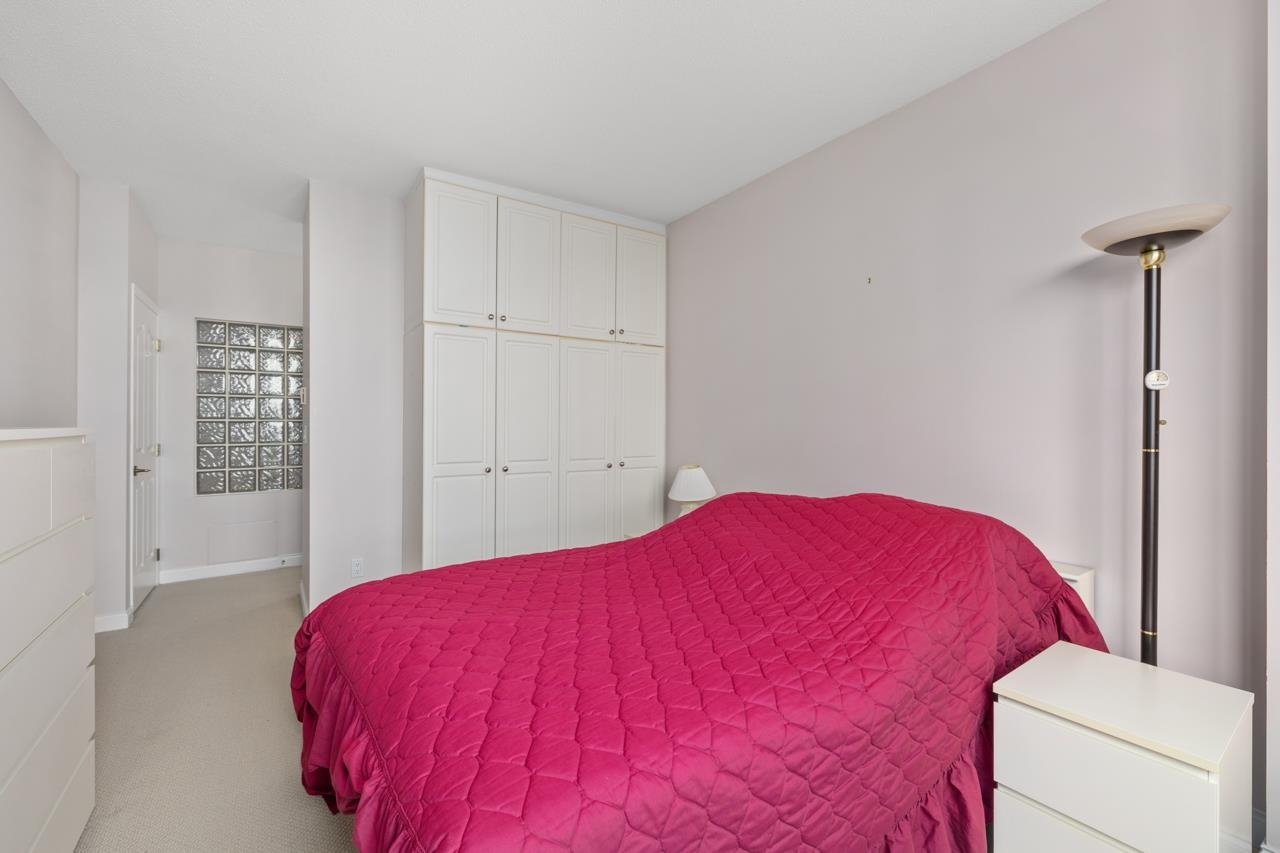7F-6128 Patterson Ave