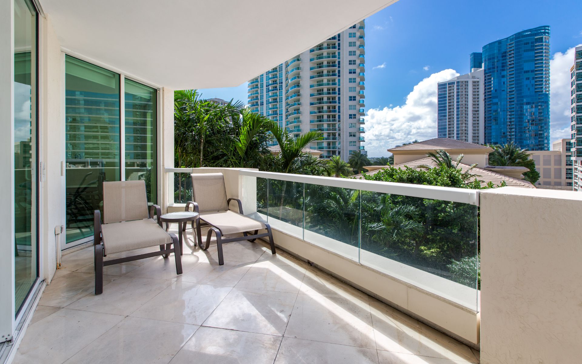 LAS OLAS GRAND 901