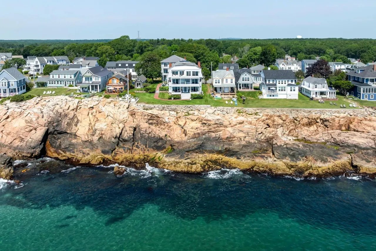 New Listing: 37 Freeman Street, York, ME 03909 – $659,000